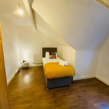 Hill Top Mount Holiday home Leeds (West Yorkshire)